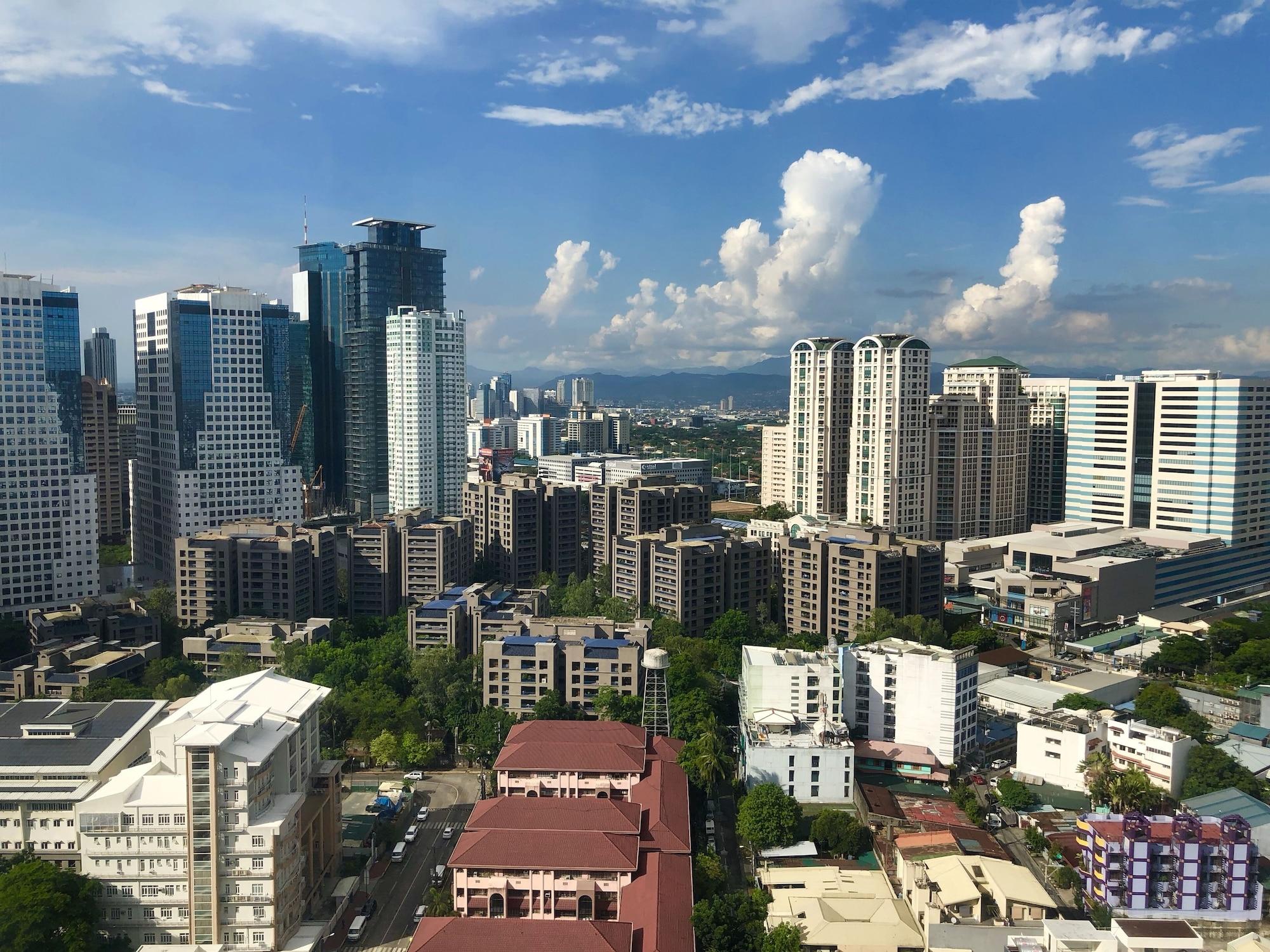 มิลเลเนีย สวีท ออร์ติกา Hotel Pasig City ภายนอก รูปภาพ