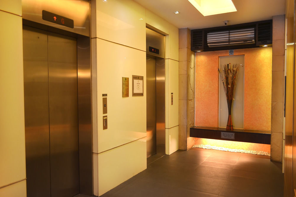 มิลเลเนีย สวีท ออร์ติกา Hotel Pasig City ภายนอก รูปภาพ