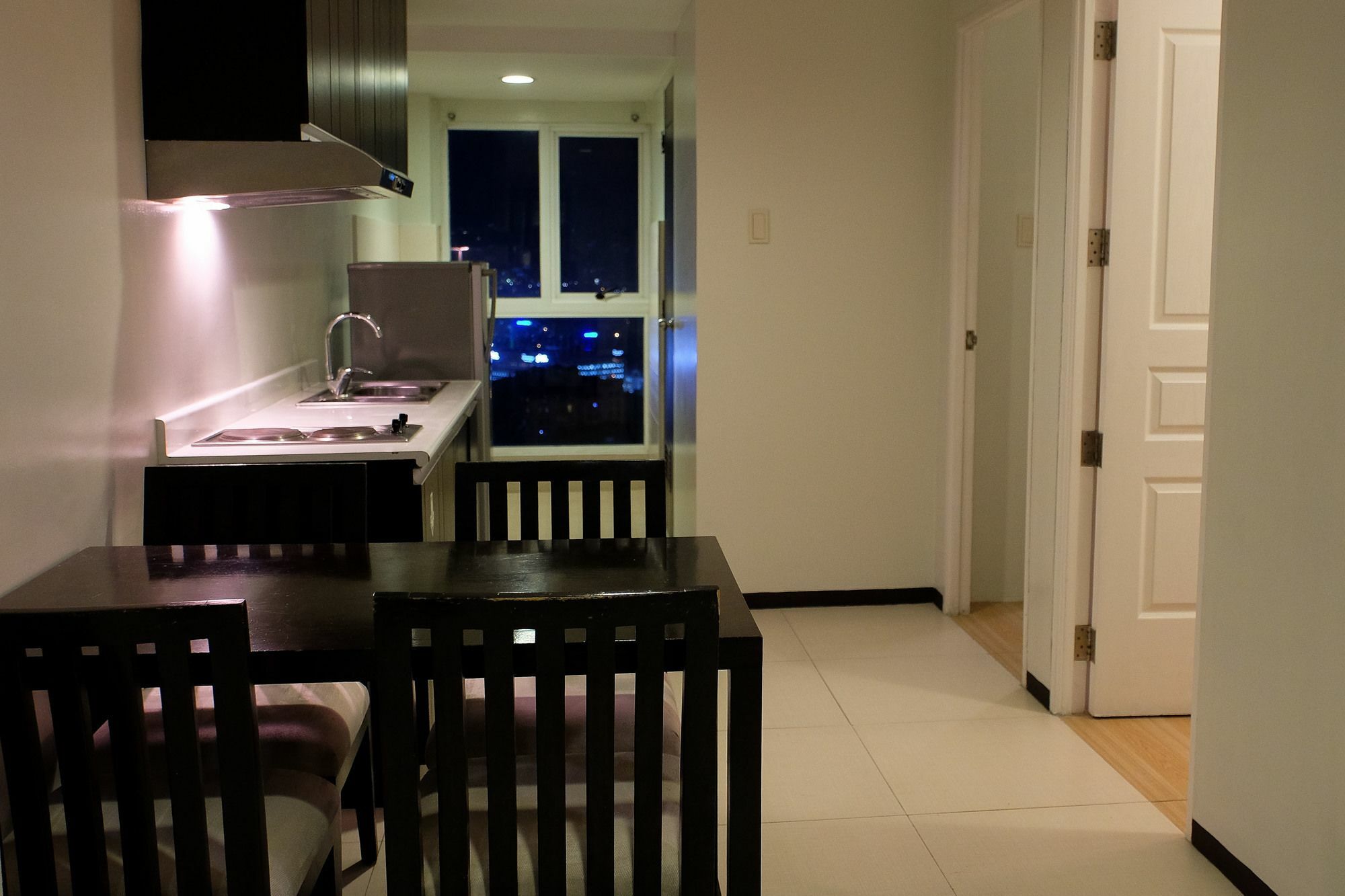 มิลเลเนีย สวีท ออร์ติกา Hotel Pasig City ภายนอก รูปภาพ